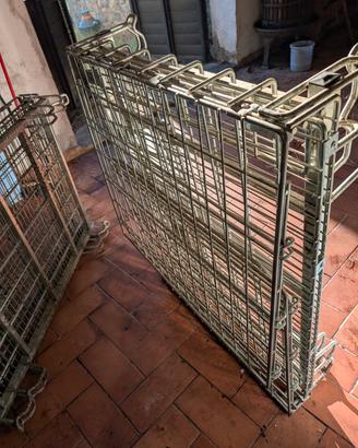 contenitore bottiglie di vino in filo metallico 