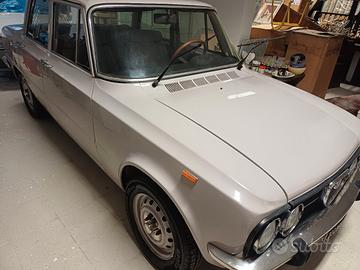 Alfa Romeo Giulia 1300