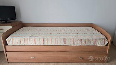 letto singolo con secondo letto a cassetto