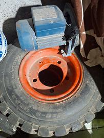  ruote e cerchi 5 fori per carello elevatore