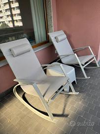2 Sedie a dondolo con tavolino contenitore