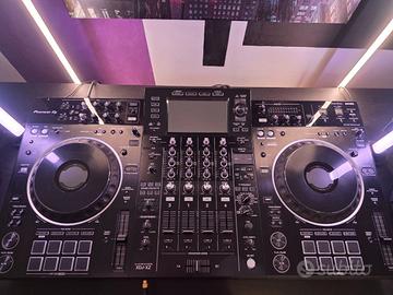 Pioneer XDJ XZ + Magma Case + Decksaver