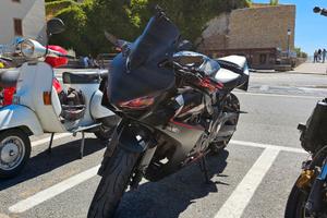 Honda CBR 650 R E-Clutch (2025)