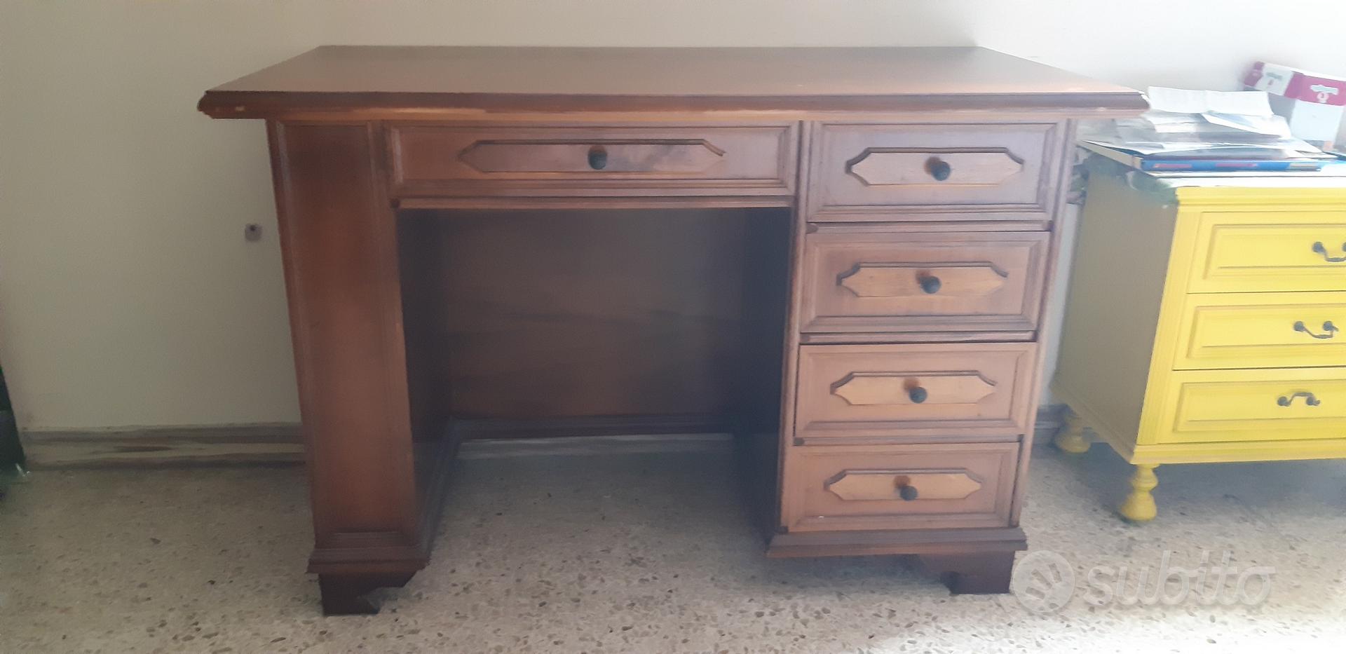 Scrivania Arte Povera Arredamento e Casalinghi In vendita a Modena