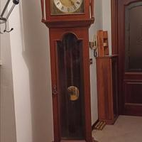 Antico orologio a pendolo da pavimento, anni '60