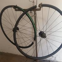 cerchi  strada perno passante