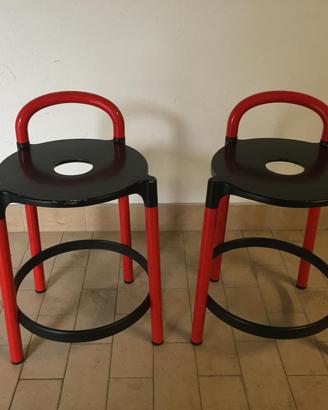 2 Sgabelli Kartell,  mod. Polo rosso e nero