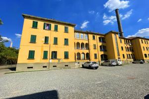 TRELOCALI DI AMPIE METRATURE!