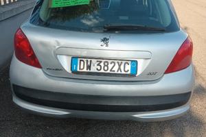Peugeot 207 - 2009