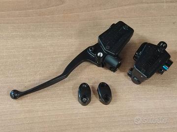 YAMAHA Pompa frizione/freno - FZR/V-Max/FJ/XJR NOS