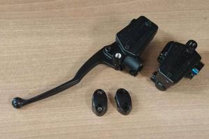 YAMAHA Pompa frizione/freno - FZR/V-Max/FJ/XJR NOS