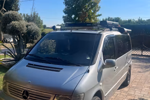 Furgone van mercedes benz