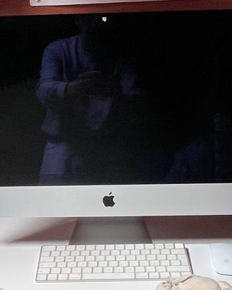 iMac 21.5- inc Late 2015