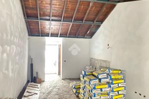 MONOLOCALE A ABETONE CUTIGLIANO