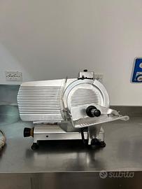 Affettatrice in alluminio