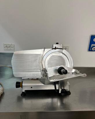 Affettatrice in alluminio