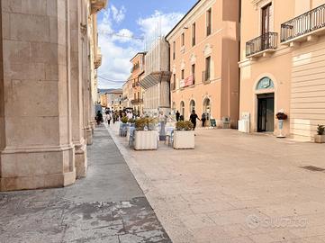 4 LOCALI A L'AQUILA
