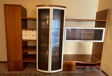 Mobile soggioro e tavolino