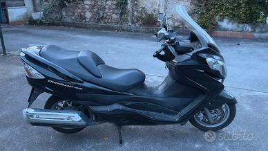 Suzuki burgamn 400
