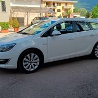 Opel Astra J 1.6 CDTi sports tourer elective 