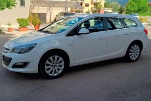 Opel Astra J 1.6 CDTi sports tourer elective 