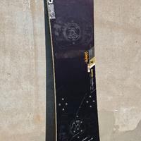 Tavola Snowboard Burton Clash 158