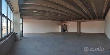 Capannone commerciale Laboratorio/industriale