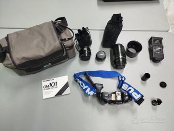 Fotocamera Olympus OM101 Power Focus con accessori