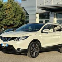 Nissan Qashqai 1.6 dCi 2WD Tekna - 2015