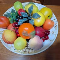 Centro tavola di ceramica comprensivo di frutta f