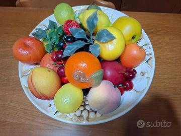Centro tavola di ceramica comprensivo di frutta f