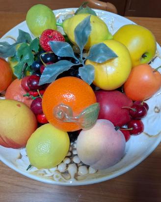 Centro tavola di ceramica comprensivo di frutta f