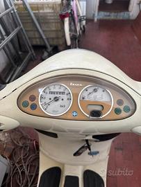 -Vespa ET2 cc50