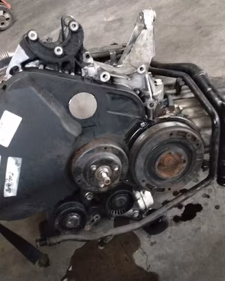 MOTORE VOLKSWAGEN KRAFTER 2.5TDI BJK PER RICAMBI 