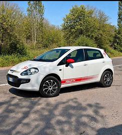 Auto fiat punto abarth