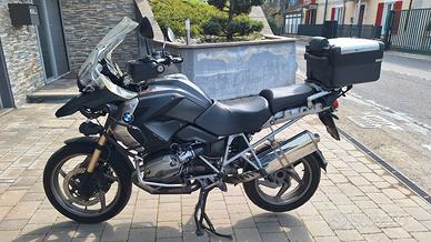Splendida BMW R1200Gs Grigia