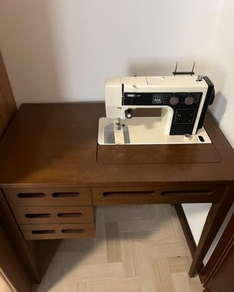 Tavolo da sarta marca Pfaff