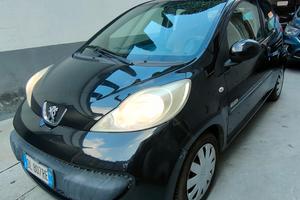 PEUGEOT 107 BENZINA 