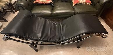 Chaise lounge design stile Le Corbusier LC4