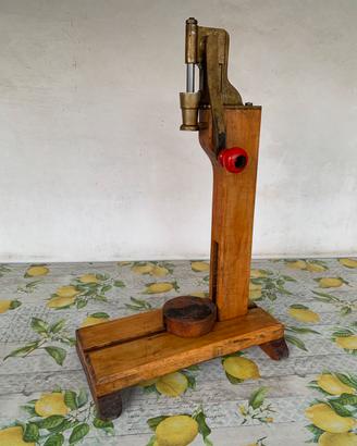 Imbottigliatrice vintage