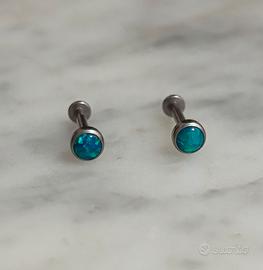 Orecchini con opale blu