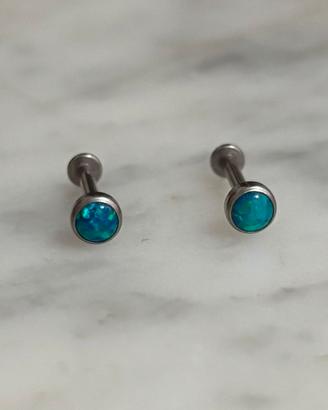 Orecchini con opale blu
