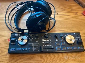 Mixer numark più cuffie