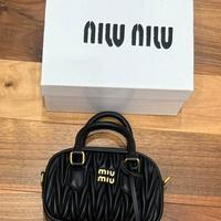 Borsa Miu Miu nera