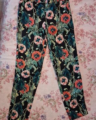 pantaloni a sigaretta