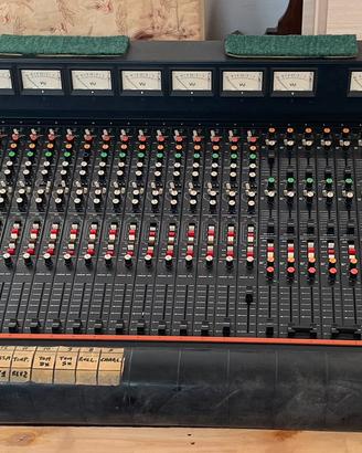 Mixer analogico TEAC 16 in 8 out