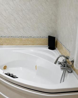 Vasca idromassaggio Jacuzzi