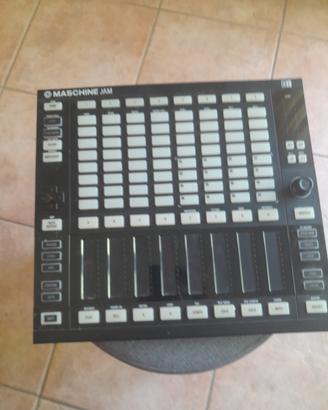 Native Instruments MASCHINE JAM  Ricondizionata