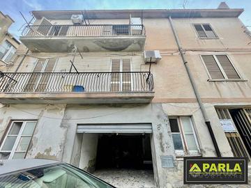 Appartamento di 155 m² con 5 locali e box auto dop