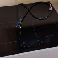 Piano cottura a induzione Indesit - Nuovo